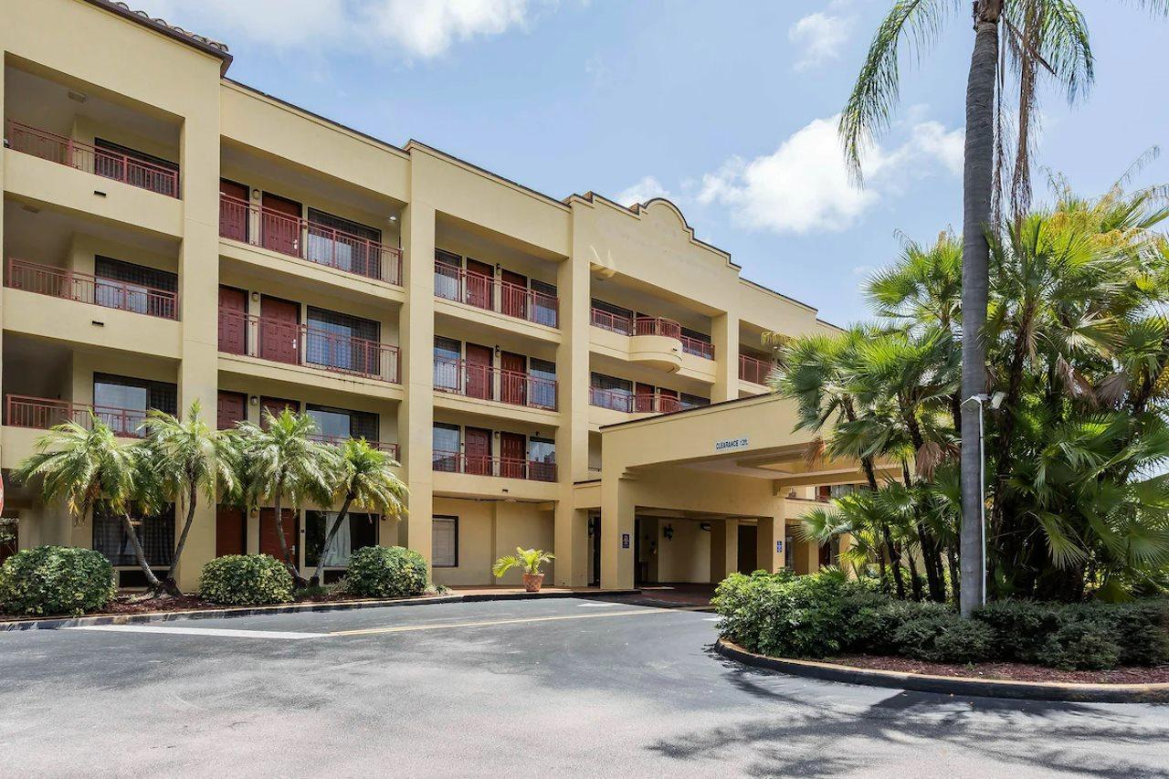 Boca Suites Deerfield Beach; Surestay Collection By BW Εξωτερικό φωτογραφία